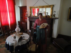 Officers' Wife inside Parlor Officers' Wife inside Parlor