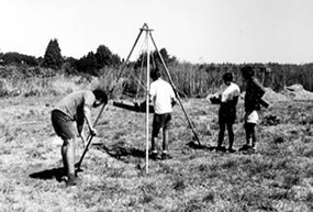 Image of archaeologists onsite in the 1990s