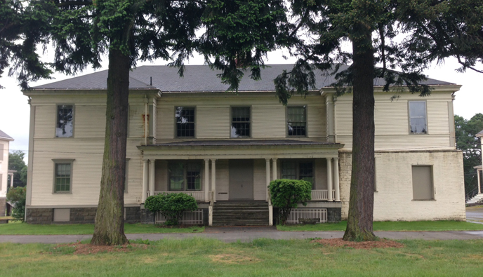 688px-Bldg-991-May-2013