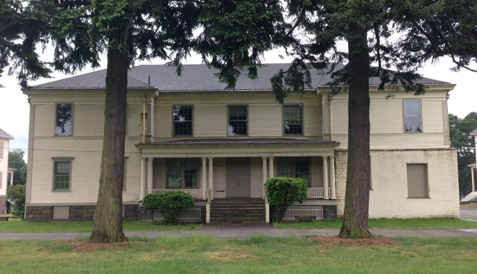 688px-Bldg-991-May-2013