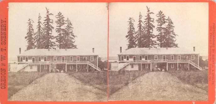 688px-full-guardhouse-stereoscope.jpg 688px-full-guardhouse-stereoscope