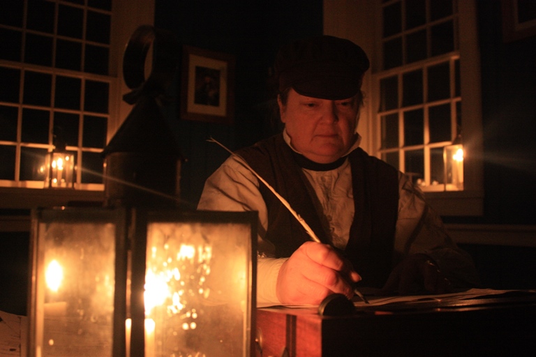 fort vancouver lantern tours