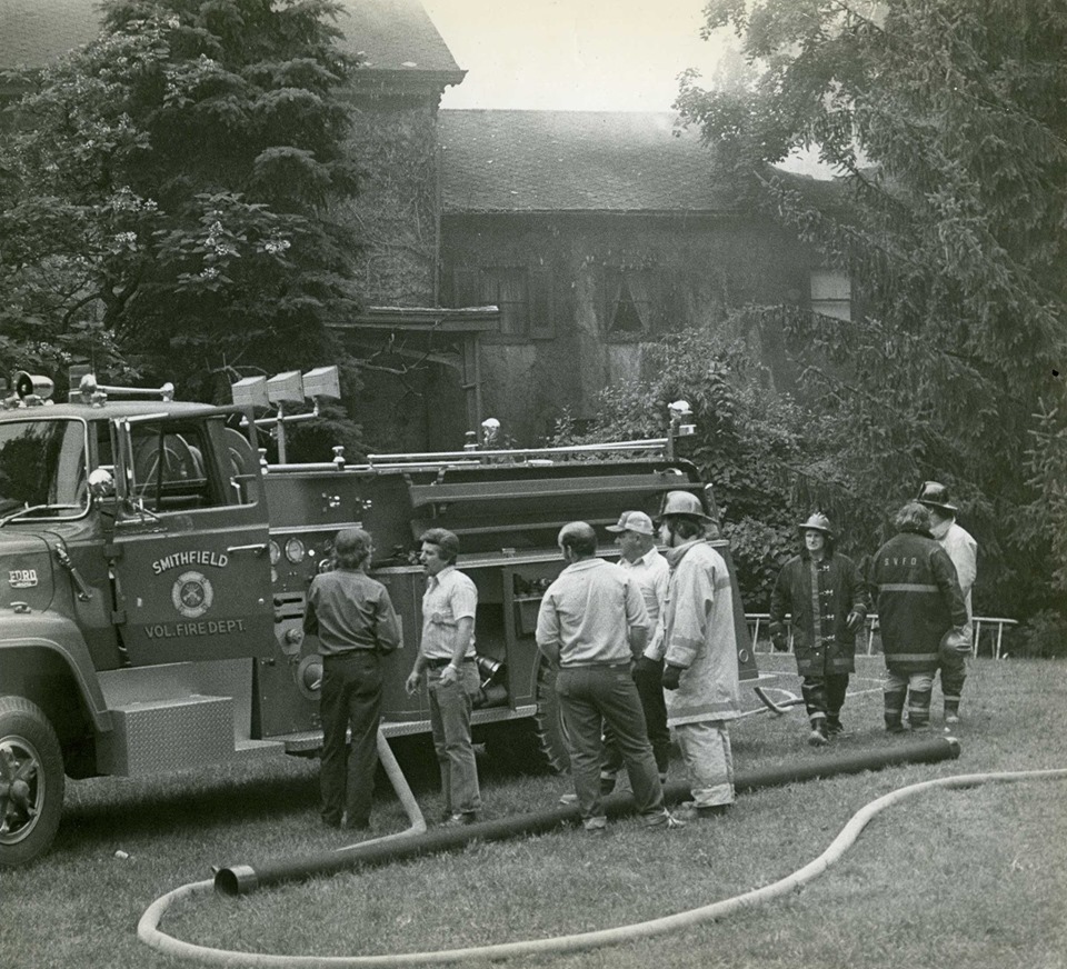 Smithfield Fire engine and firefighters at the Gallatin House in 1979 Smithfield Fire engine and firefighters at the Gallatin House in 1979
