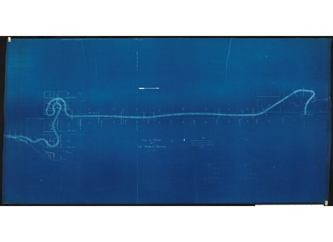 Blueprint of long road, mostly curved but at some points it is straight. Straight roads lead up to ito