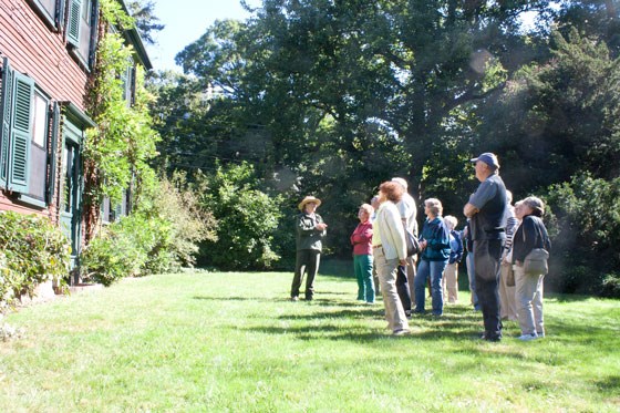 Ranger giving a tour