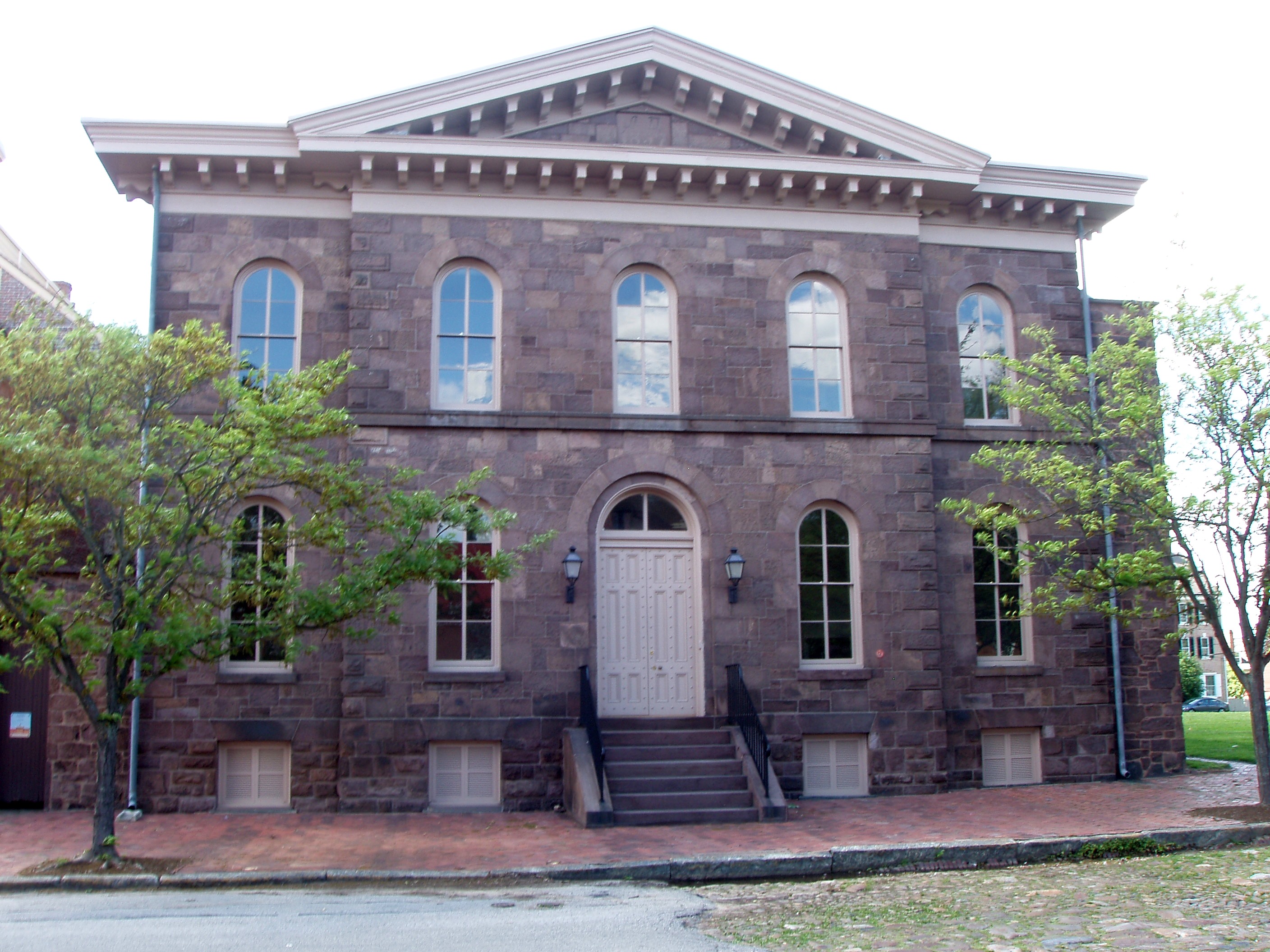 Front of the Sheriff's House in Historic New Castle.