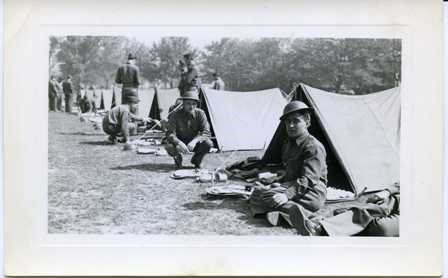 Soldiers at Fort Hancock, 1941.