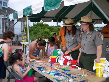 Outdoor information sessions at the beach are informal events. Visitors can stop by, talk to a park representative and share your ideas. More formal open houses are planned for September.