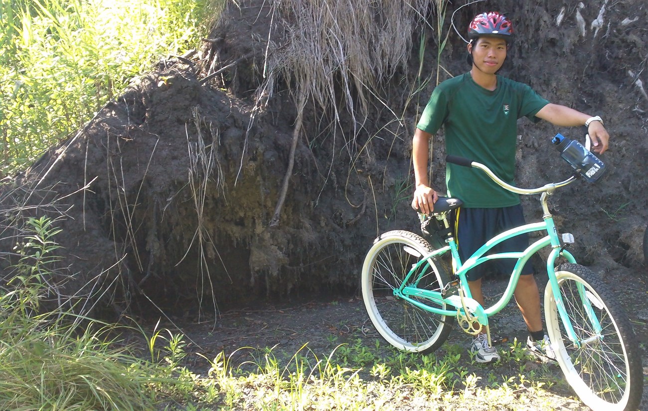 Bicycling in Jamaica Bay