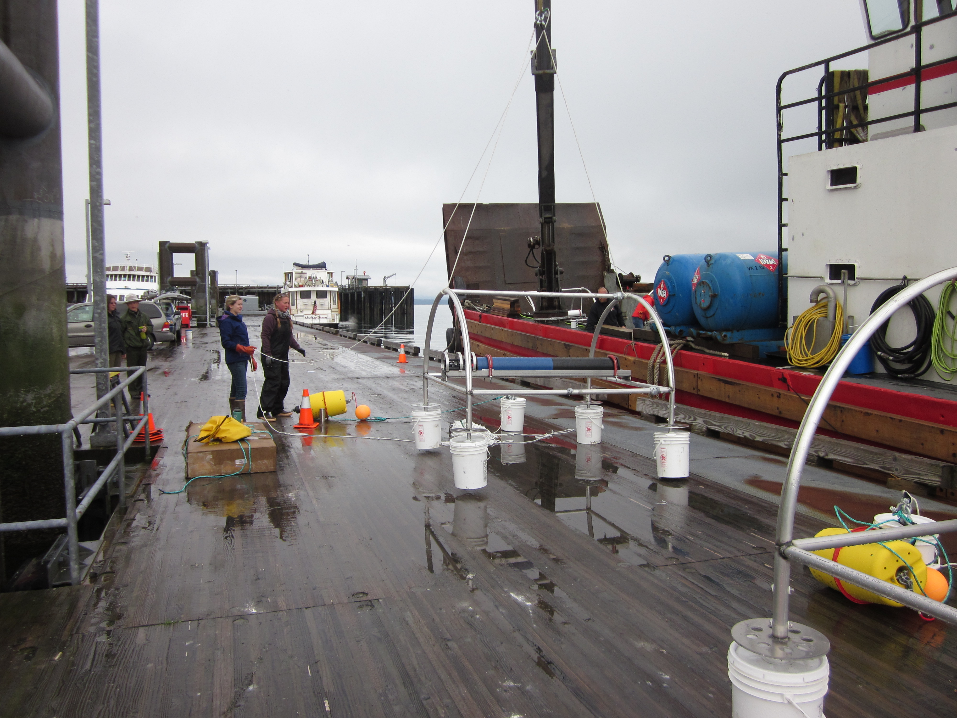 Hydrophone being loaded onto a ship