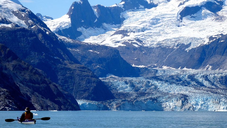 Alaska: A Land of Glaciers and Icefields - The history, size, and formation of the glaciers in the park