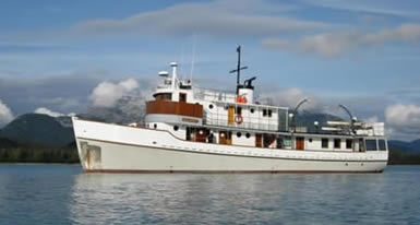 Motor Vessel Sea Wolf in Glacier Bay