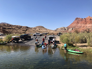 File:Fly Fisher On The Colorado River At Lee's Ferry, AZ.jpg