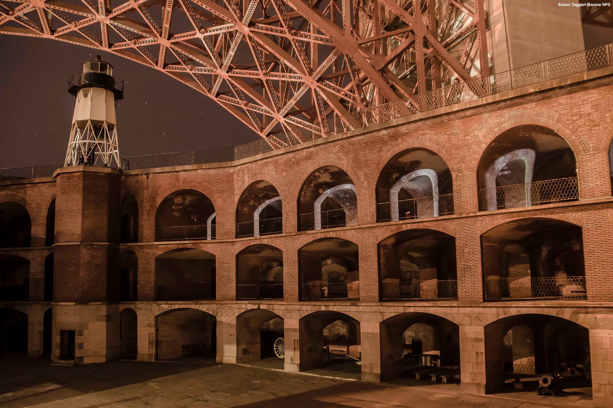 fort point brick outside ::ATb FOPO