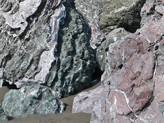 Limestone exposure at Marin Headlands