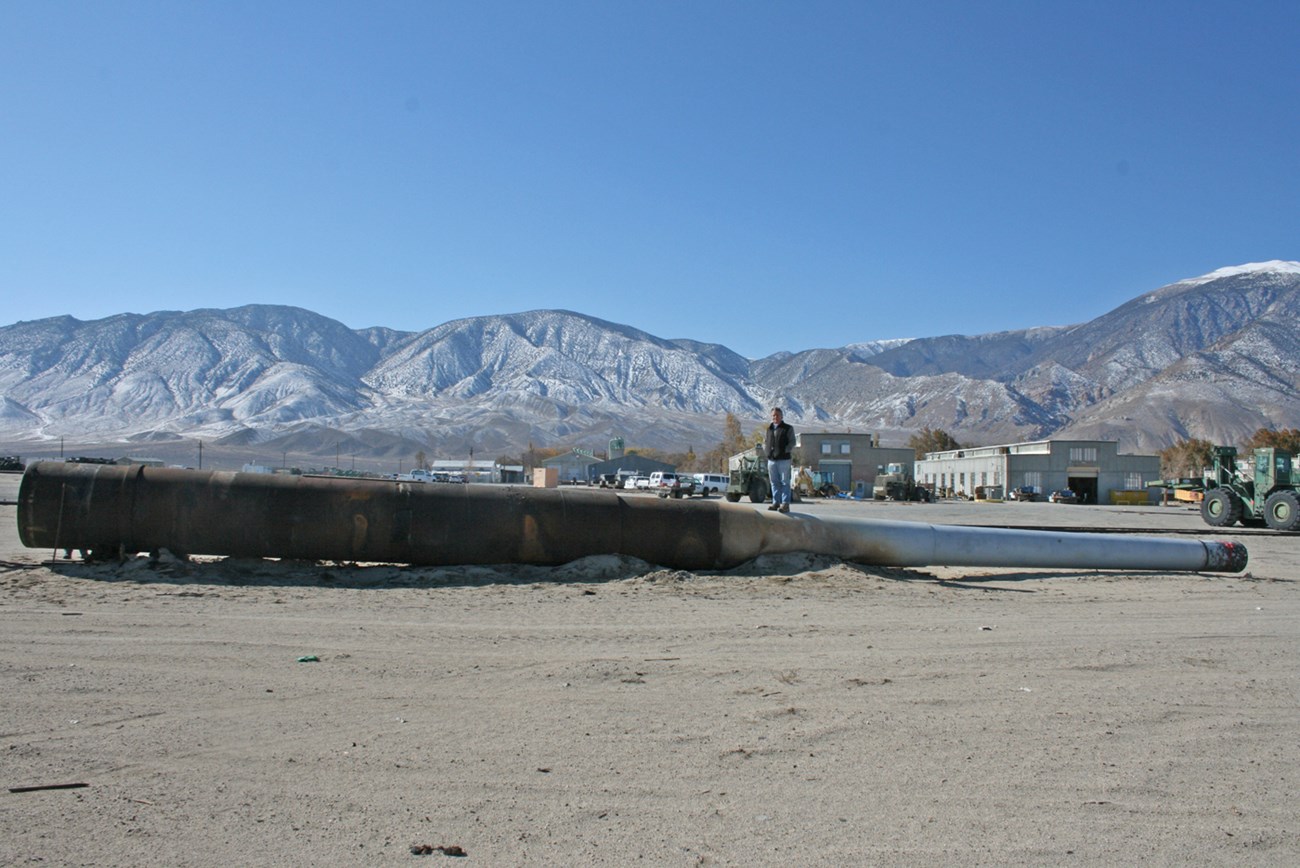 the 16-inch gun on its side in Hawthorne, NV.