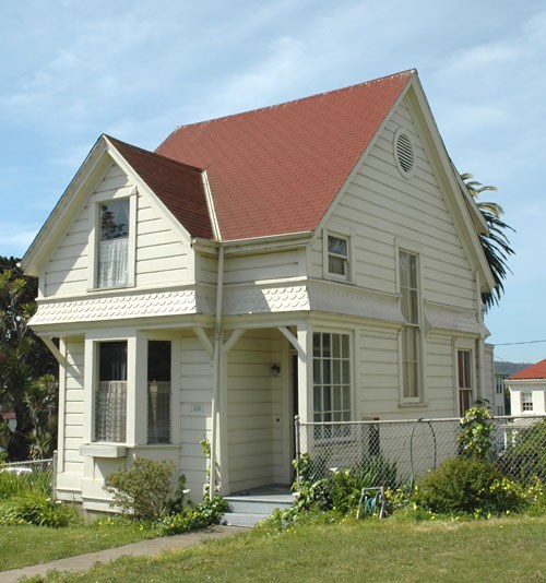 Queen Anne style buildings at Fort Mason