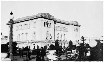 Illinois Building