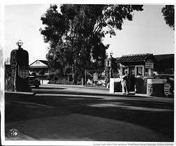 Lombard Gate