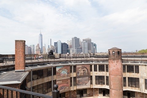 Castle-Williams-roof-tour.jpg Castle Williams roof tour