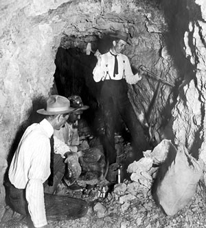 THREE MEN, "STOPE B, 4TH LEVEL" MINING, CANYON COPPER CO. MINE ON HORSESHOE MESA. #08805