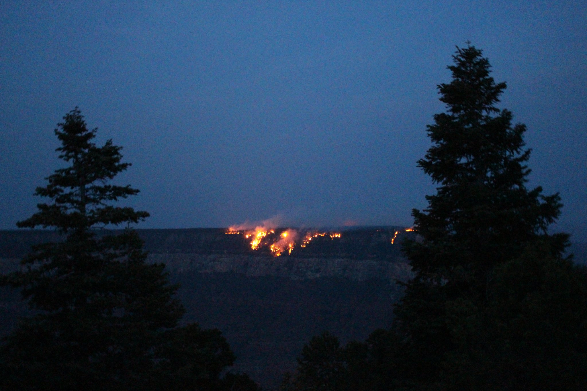 Obi 1000 acres Obi fire 1,000 acres