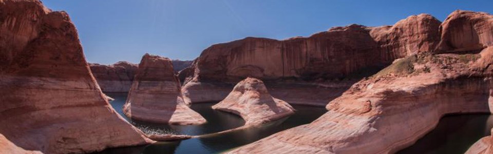 Curves of Reflection Canyon.