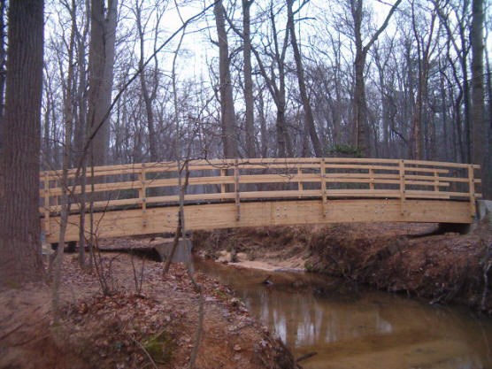 A picture of the New Still Creek bridge on the Perimeter trail in Greenbelt Park