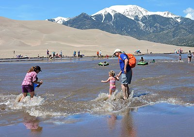 Medano Creek Waves and Family, 2015