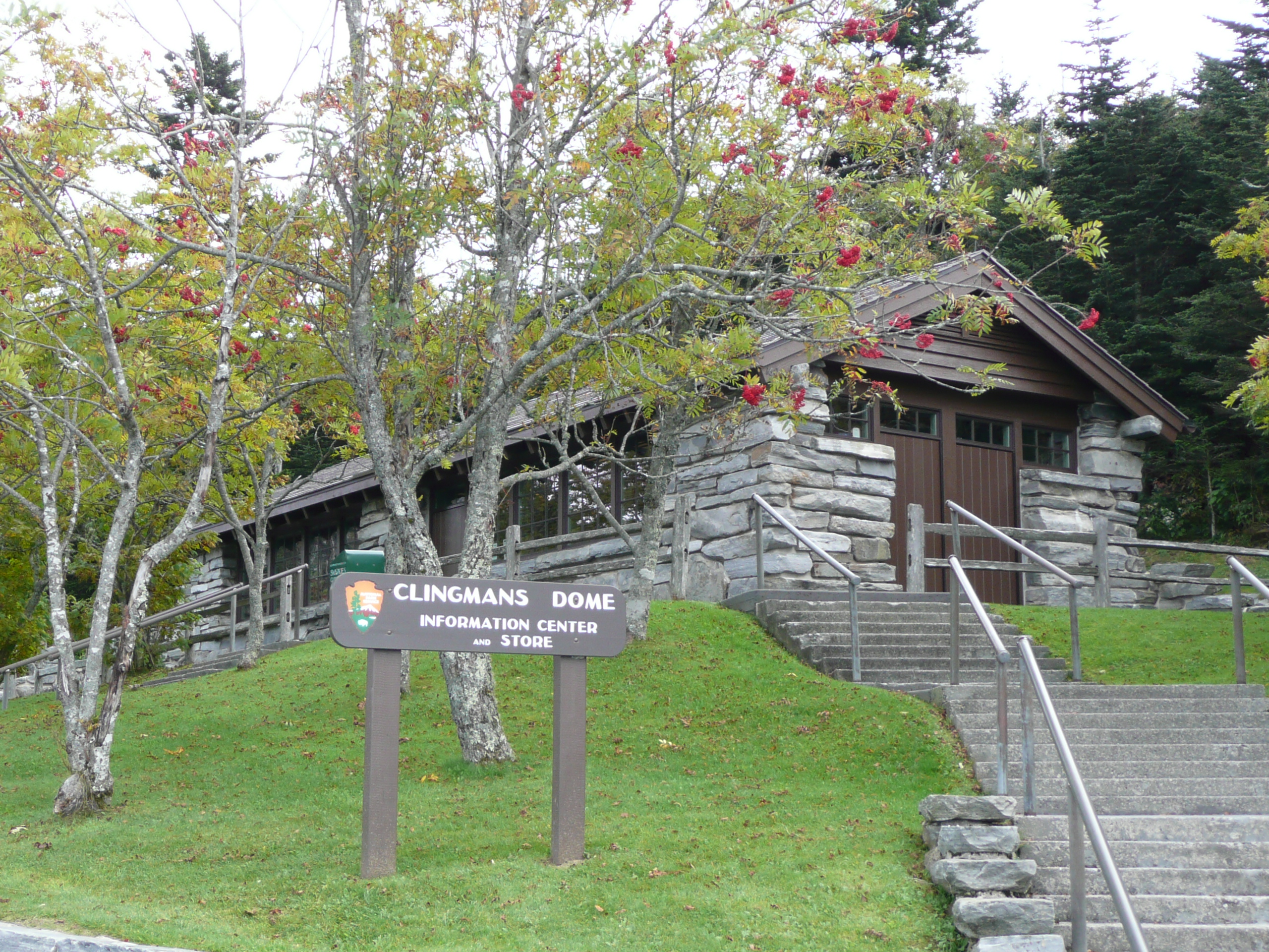 Park Recruits Volunteers for Clingmans Dom