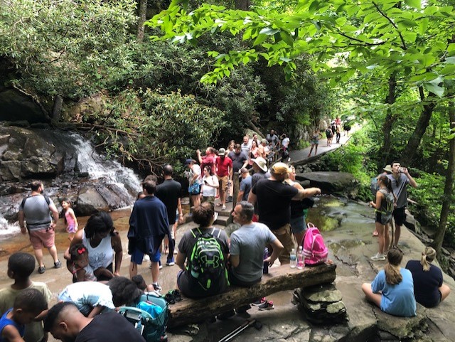 Laurel Falls crowd visitors crowd at Laurel Falls