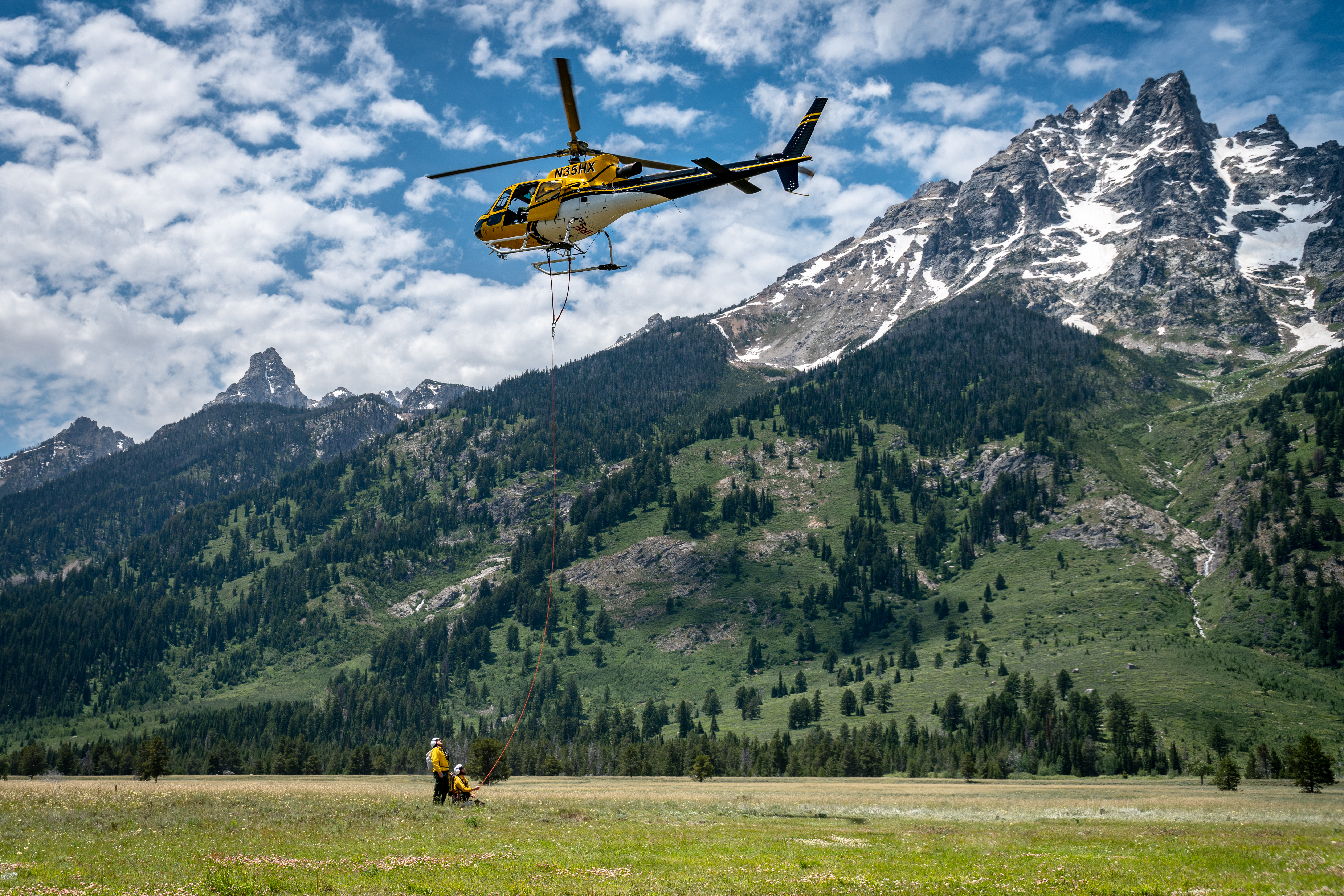 Helicopter performs a short haul rescue at Lupine Meadows.