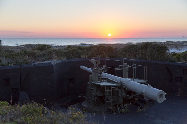 Battery Cooper Sunset Battery Cooper Sunset