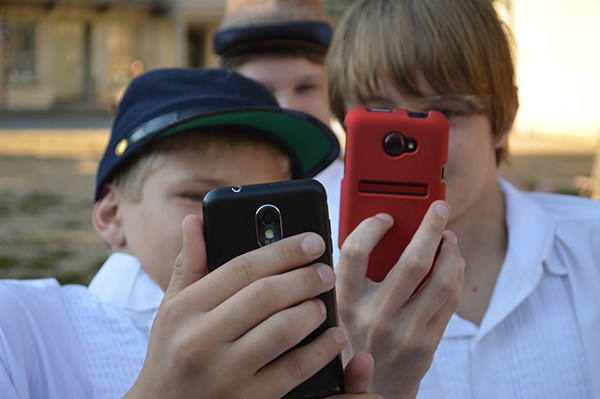 Kids with Phones