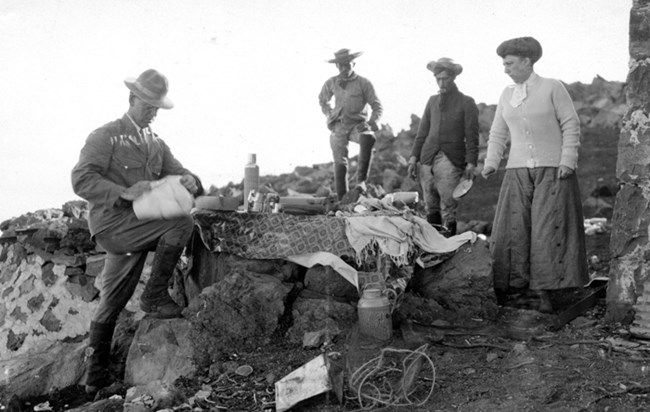 Kalahaku shelter 1909 Kalahaku shelter 1909