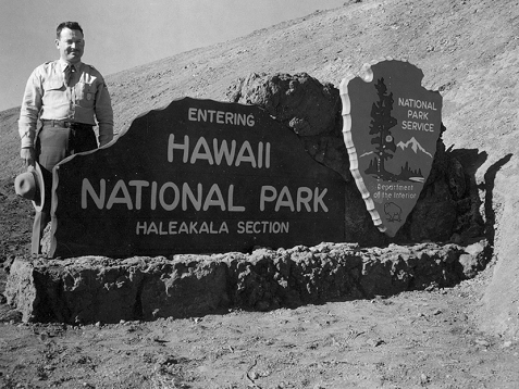 "Hawaii NP, Haleakala Section" entrance sign, 1916.