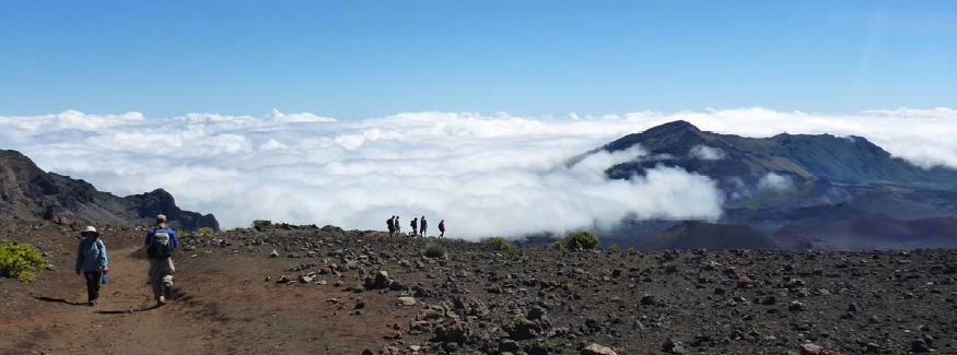 Hikers on Sliding Sands Trail