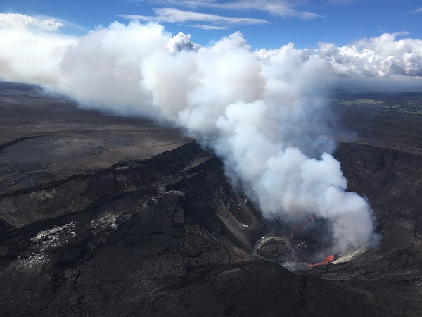 Lava Lakes - Hawaiʻi Volcanoes National Park (U.S. National Park Service)