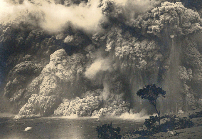 1924 lateral surge close up