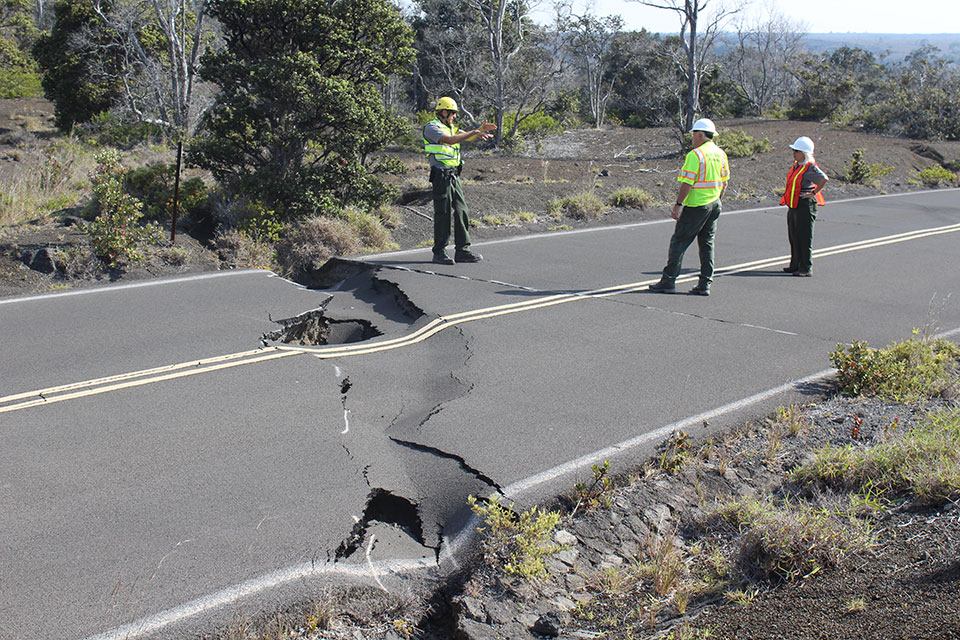 Large sink hole and crack on Crater Rim Drive near Keanakāko‘i