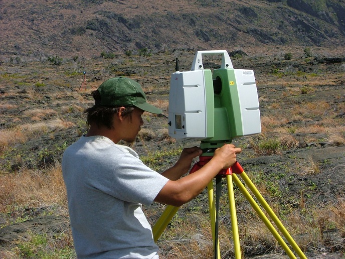 Archeologist using LiDar at Puuloa