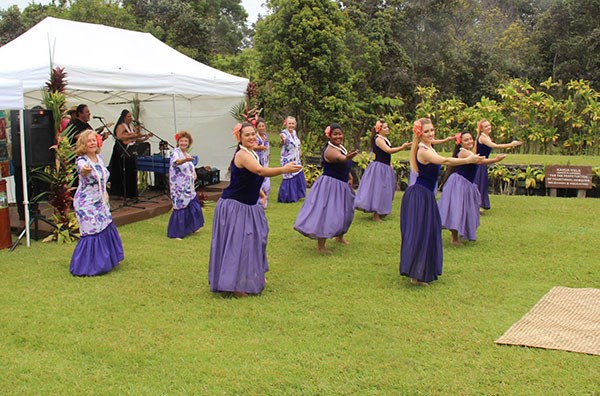 Hālau Ke ‘Olu Makani o Maunaloa
