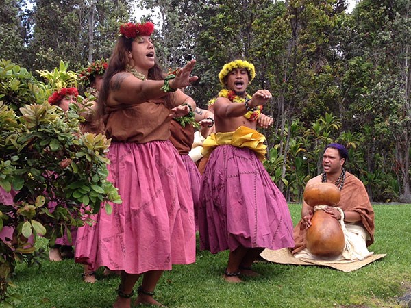 Hālau o Akaunu performing on the park's pā hula