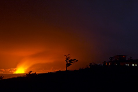Halema‘uma‘u glow with Jaggar Museum and USGS HVO