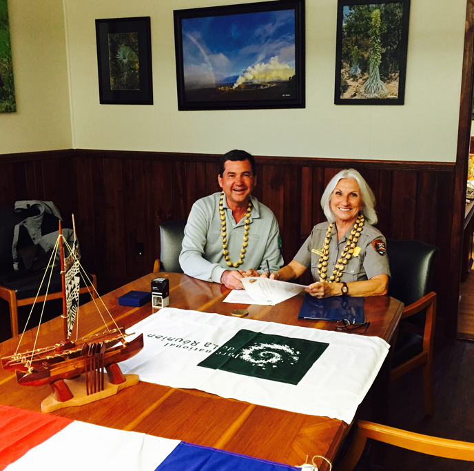 Signing of the sister park agreement