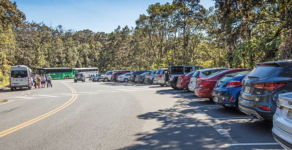 Thurston Lava Tube parking at capacity