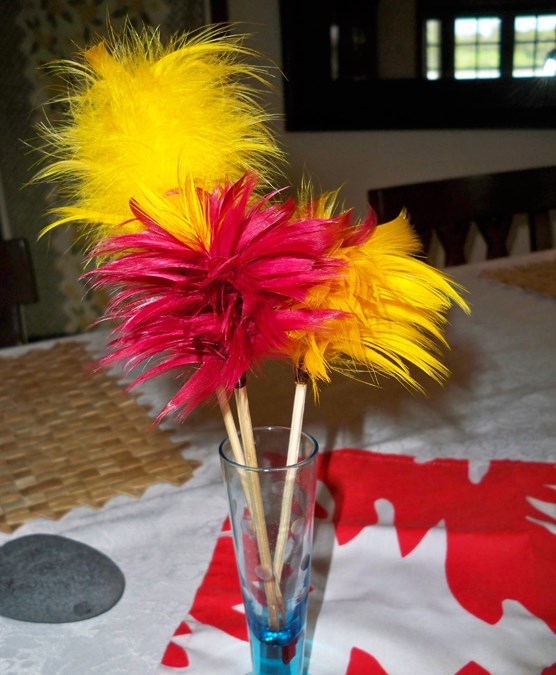 kāhili