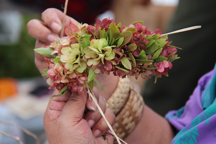 Lei making at Kahuku ‘Ohana Day