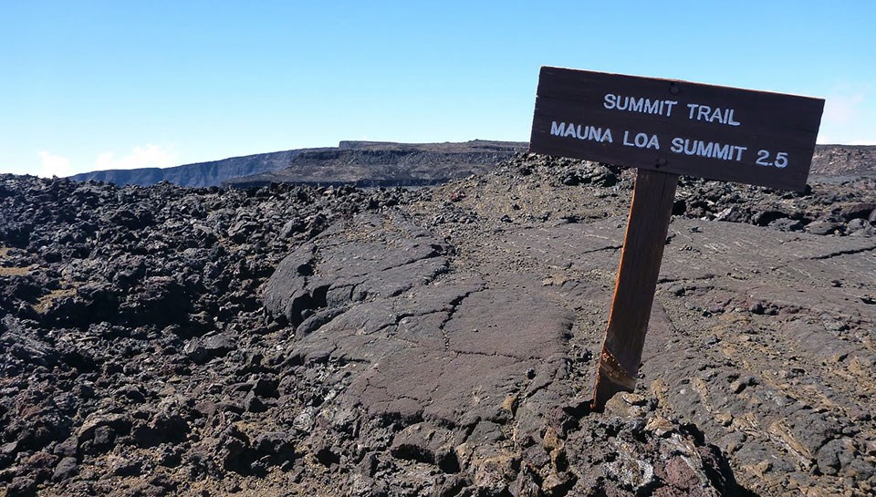 Mauna Loa Trail - 2.5 Miles to the Summit