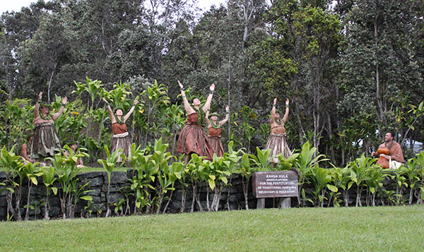 Hālau Akaunu at Hawai‘i Volcanoes National Park Hālau Akaunu at Hawai‘i Volcanoes National Park
